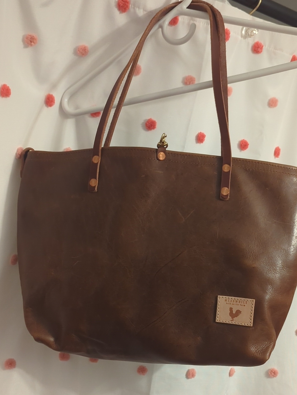 Classic Chestnut Leather Tote with Logo Patch Real Camel Leather